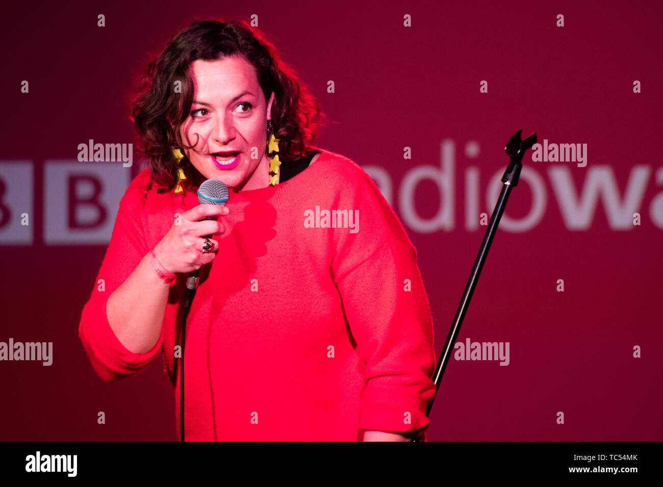 Jess Fostekew, stand up  comedian, on stage at the  Machynlleth Comedy Festival  , May Bank Holiday Weekend, 2019 Stock Photo
