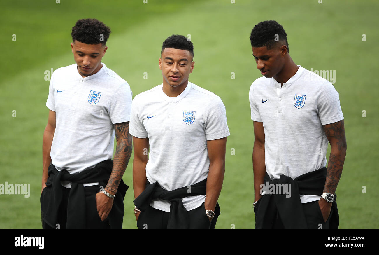 pix Sancho And Rashford England https www alamy com englands jadon sancho jesse lingard and marcus rashford during the walk around at the estadio d afonso henriques guimaraes image248439334 html