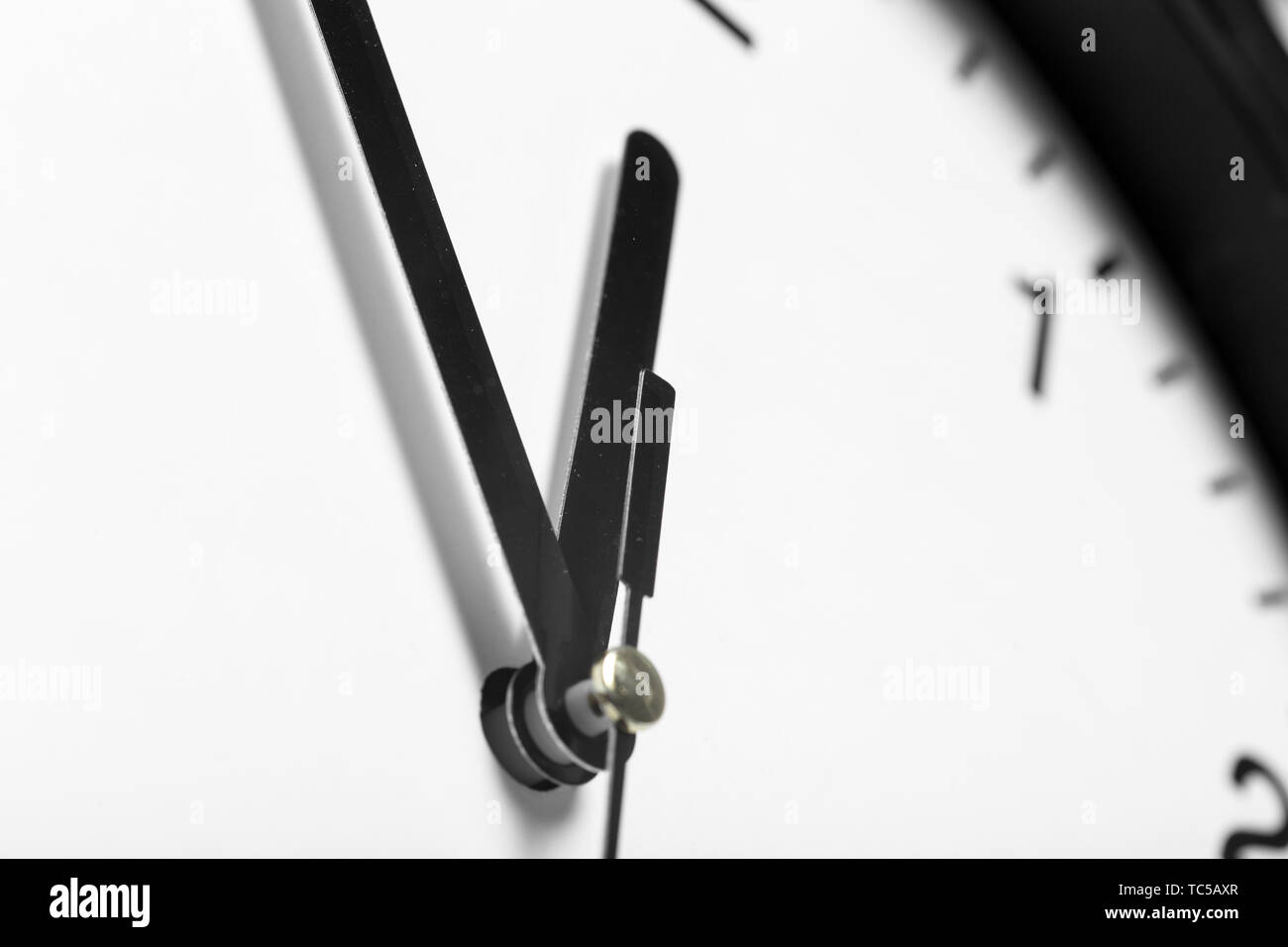 Simple classic black and white round wall clock Stock Photo Alamy