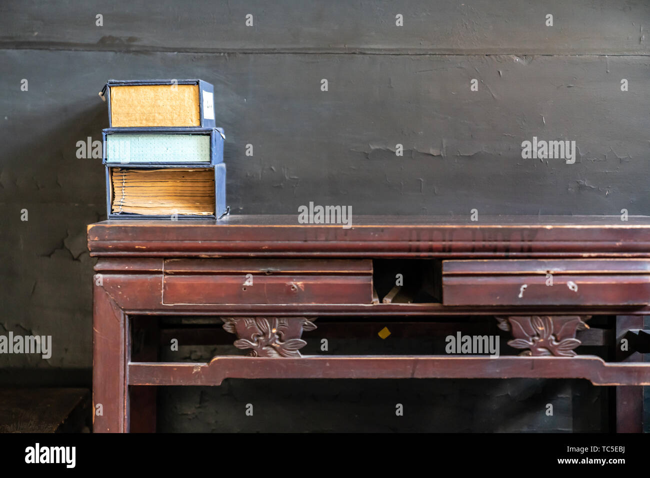 Ancient Chinese desks and books Stock Photo Alamy