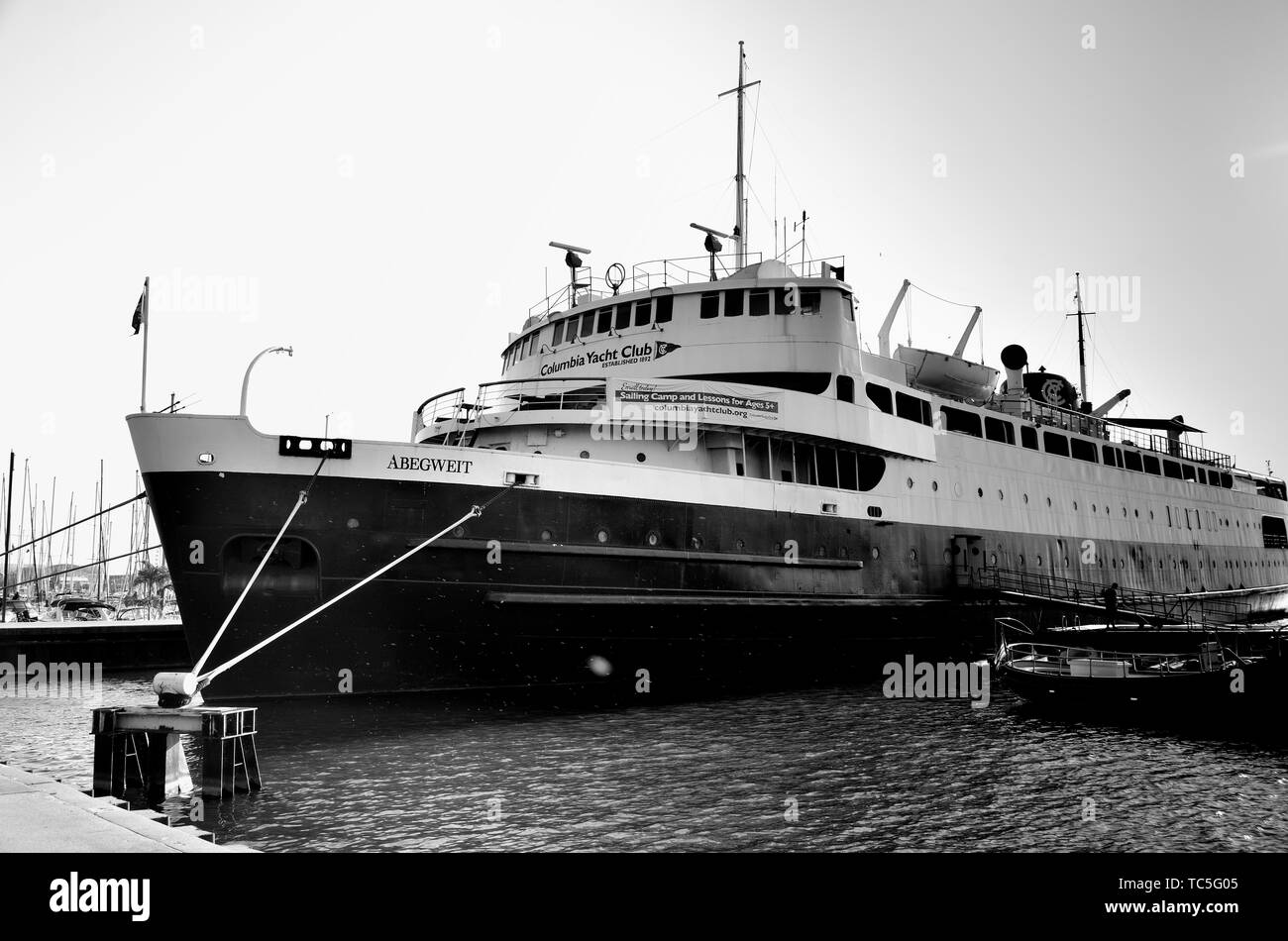 Passenger ship Black and White Stock Photos & Images - Alamy