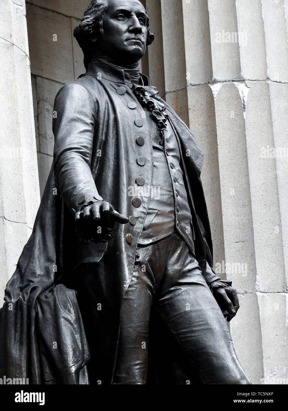 Large bronze sculpture of Washington by John Quincy Adams Ward