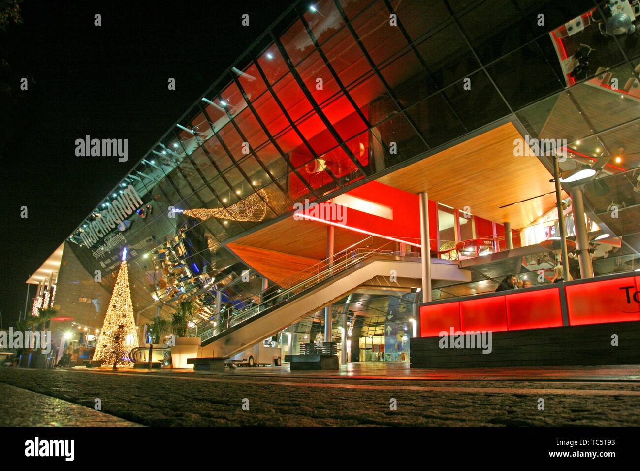 Shopping mall spain hi-res stock photography and images - Page 13 - Alamy