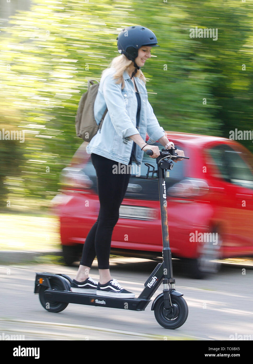Herne, Germany. 05th June, 2019. Emina makes a test drive with the E-Scooter  of Circ (so far Flash). In Herne, citizens can now drive through the city  on 50 electric scooters. Credit:
