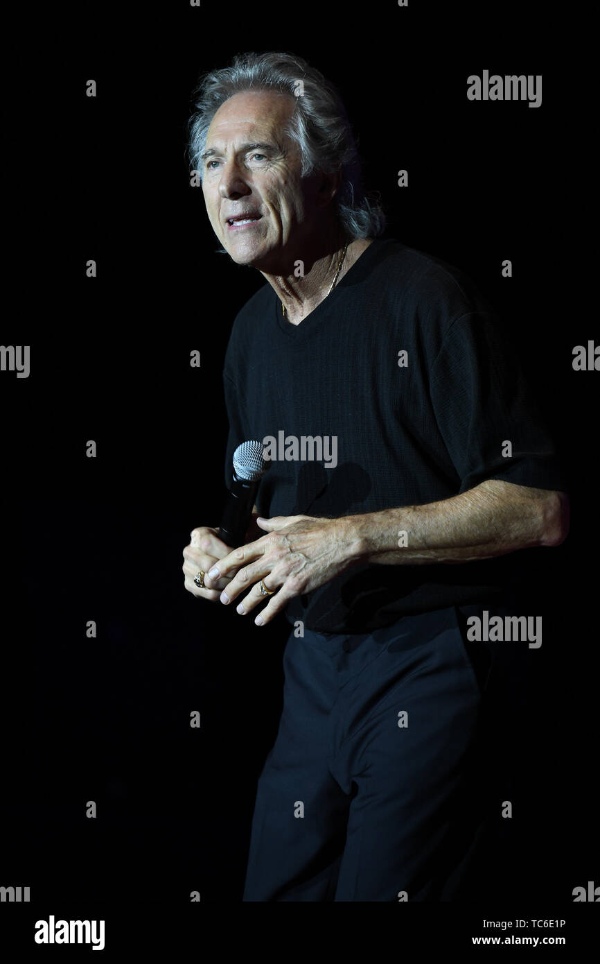 Pompano Beach FL, USA. 04th June, 2019. Gary Puckett performs during