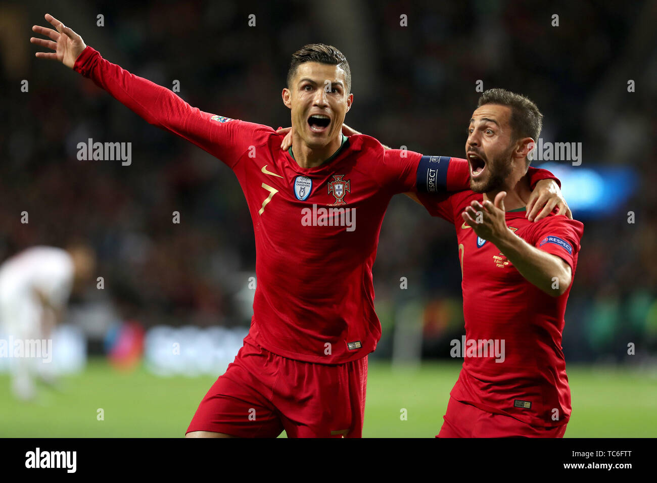 Ronaldo celebrate portugal hi-res stock photography and images - Alamy