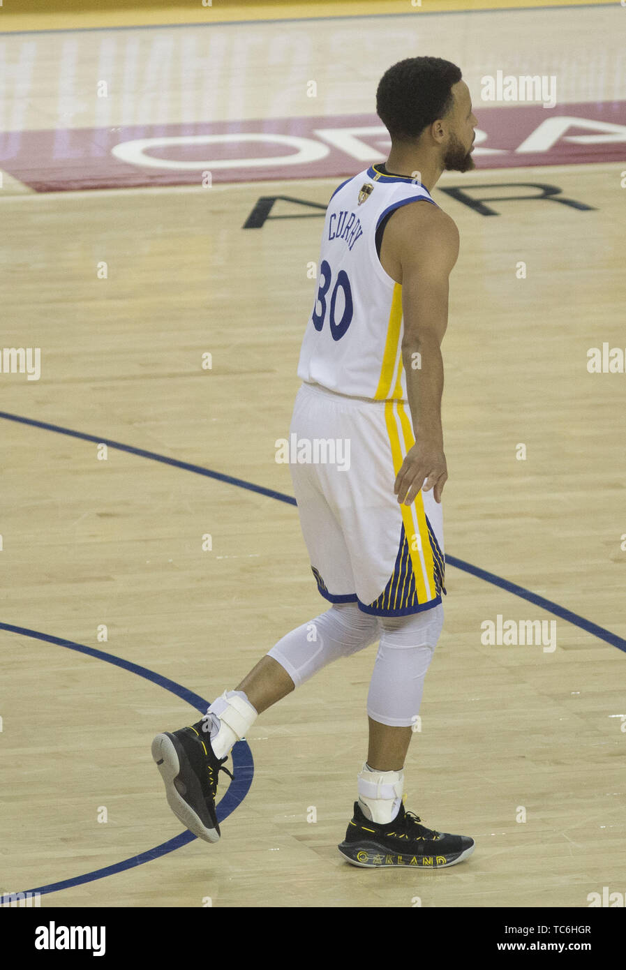 stephen curry game shorts