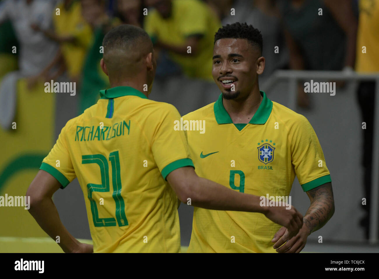 Brasilia, Brazil. 05th June, 2019. Richarlison and Gabriel Jesus of the Brazilian National Team during a friendly against the Qatar National Team, valid as preparation for the Copa América 2019, on the night of Wednesday, 05, at the National Stadium Mané Garrincha in Brasília. (PHOTO: RICARDO BOTELHO/BRAZIL PHOTO PRESS) Credit: Brazil Photo Press/Alamy Live News Stock Photo