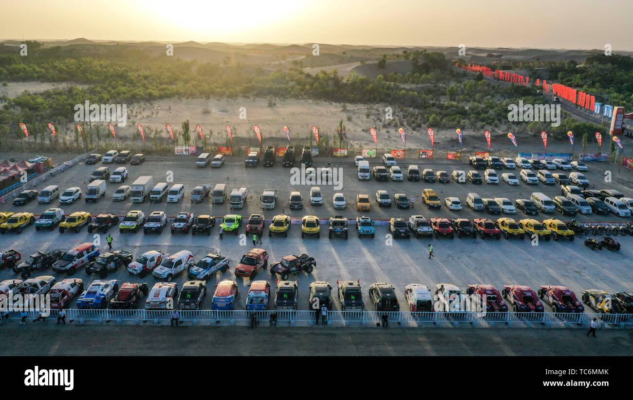 Beijing, China. 31st May, 2019. Aerial photo taken on May 31, 2019 shows the view of the camping site during the Taklimakan Rally in Hetian, northwest China's Xinjiang Uygur Autonomous Region. Credit: Hu Huhu/Xinhua/Alamy Live News Stock Photo