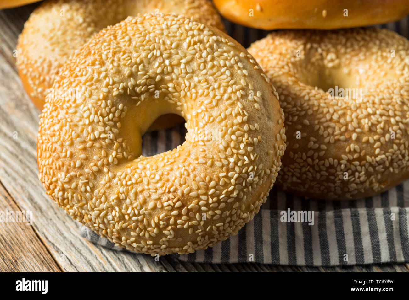 Homemade Sesame Seed Bagels Ready To Eat Stock Photo Alamy homemade-sesame-seed-bagels-ready-to-eat-stock-photo-alamy