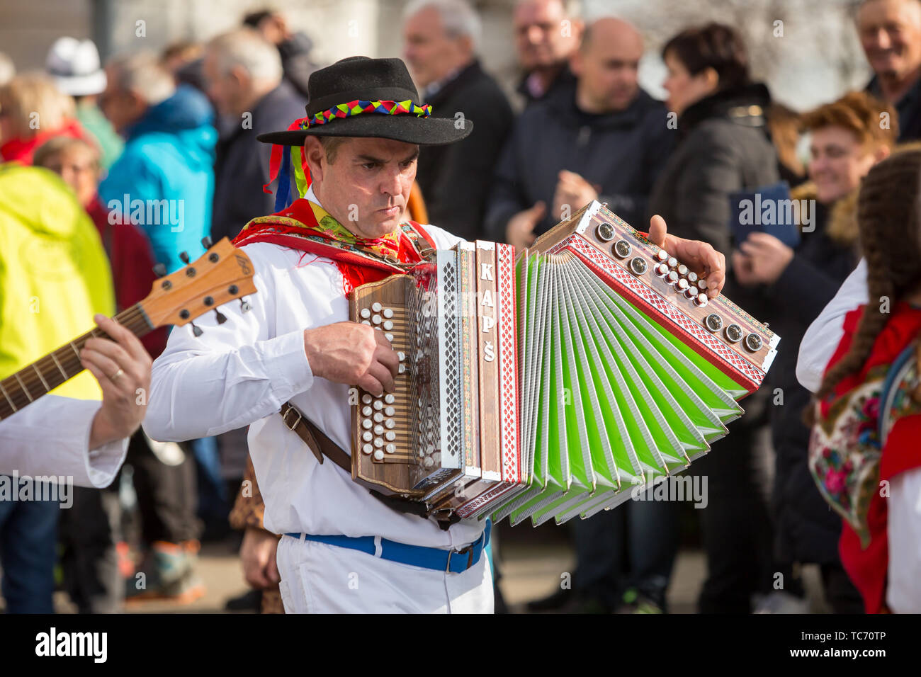 Accordion playing man costume hi-res stock photography and images - Page 2  - Alamy