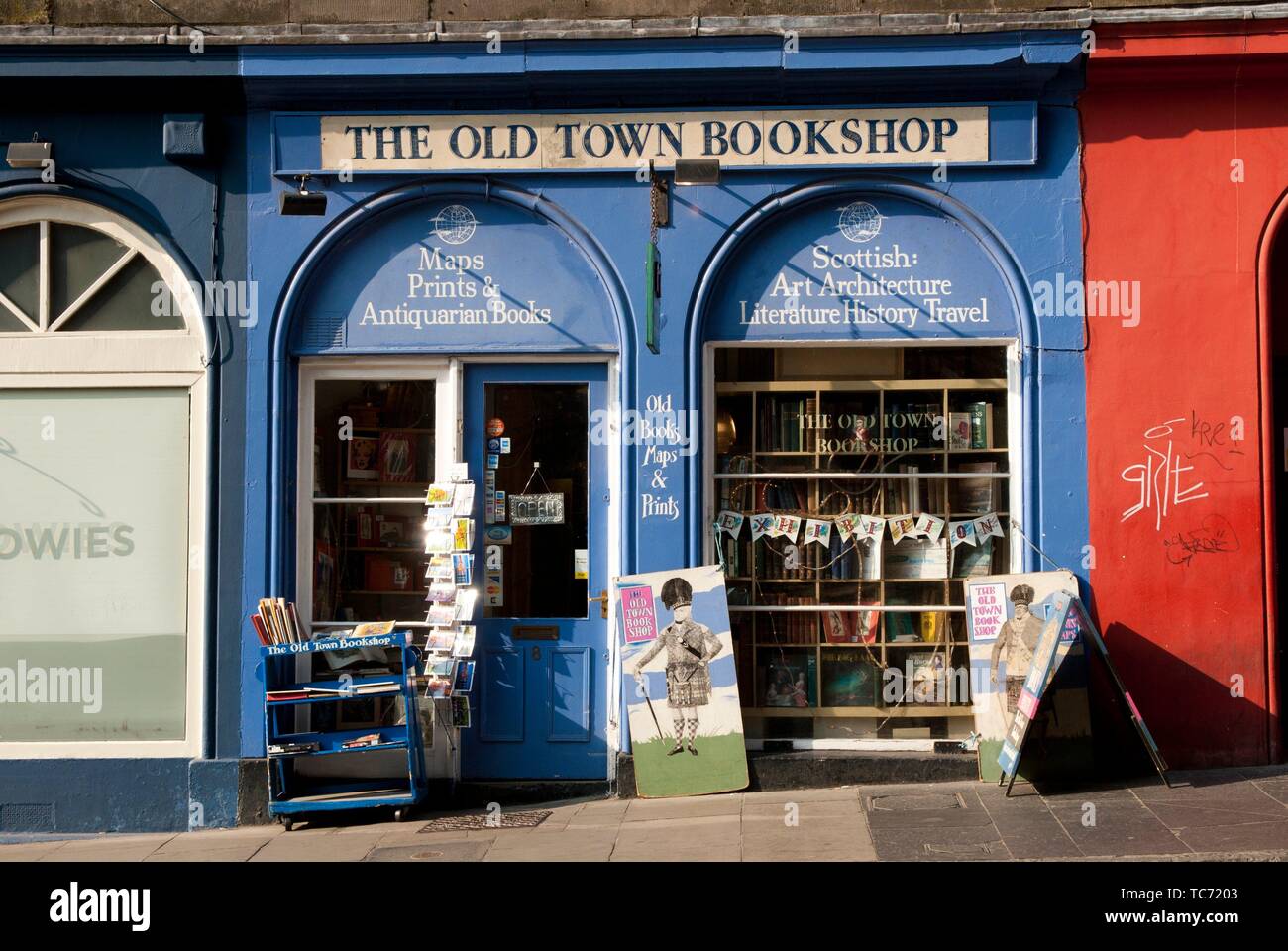 Facade and shop window of The Old Town Victoria Street, Edinburgh, Scotland, United