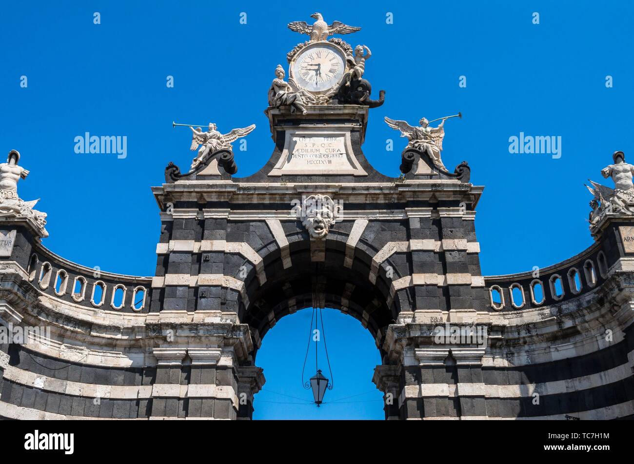 Porta Garibaldi, Catania, Sicily, Italy Stock Photo - Alamy