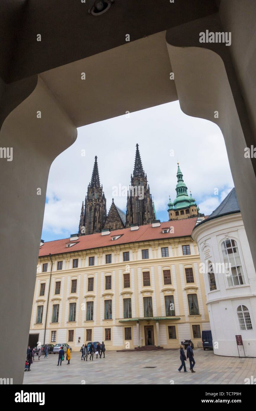 View of the second courtyard and the St. Vitus cathedral inside the Prague Castle Stock Photo