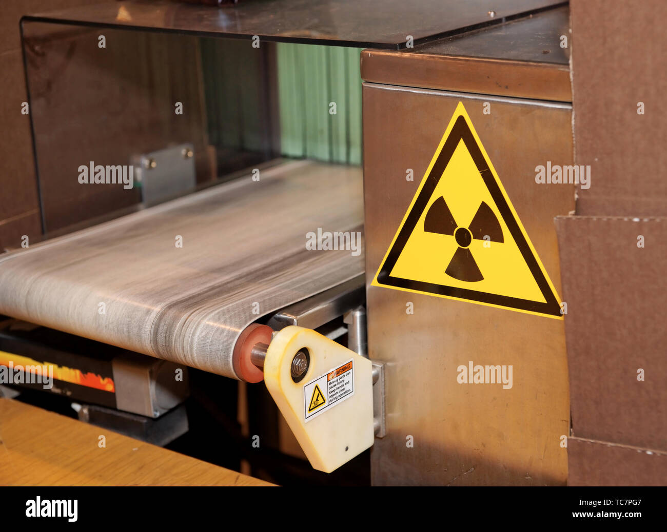 Xray quality control device on food processing plant Stock Photo Alamy