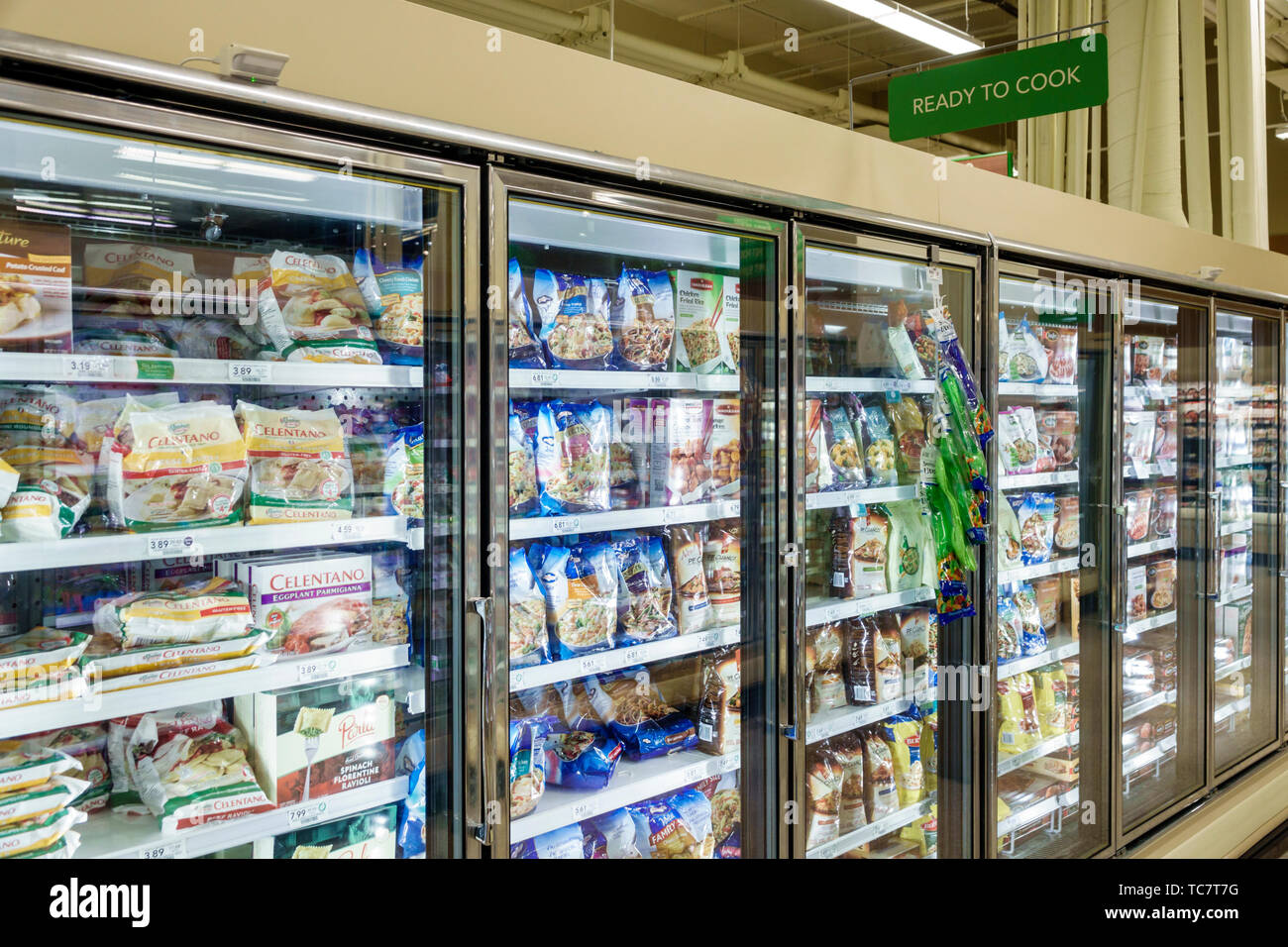 Florida Miami Beach North Beach Publix grocery store supermarket food