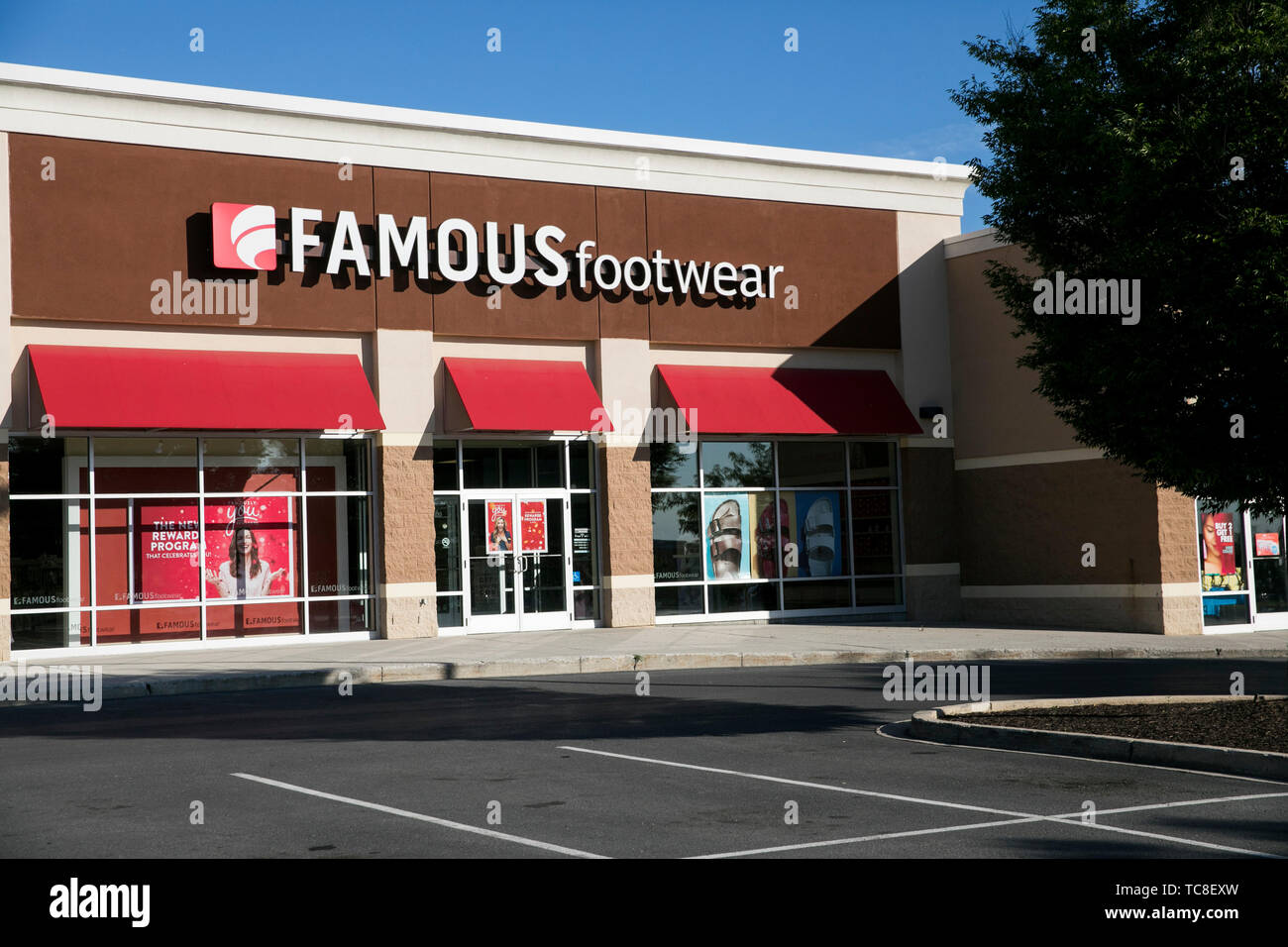 Famous Footwear retail store 
