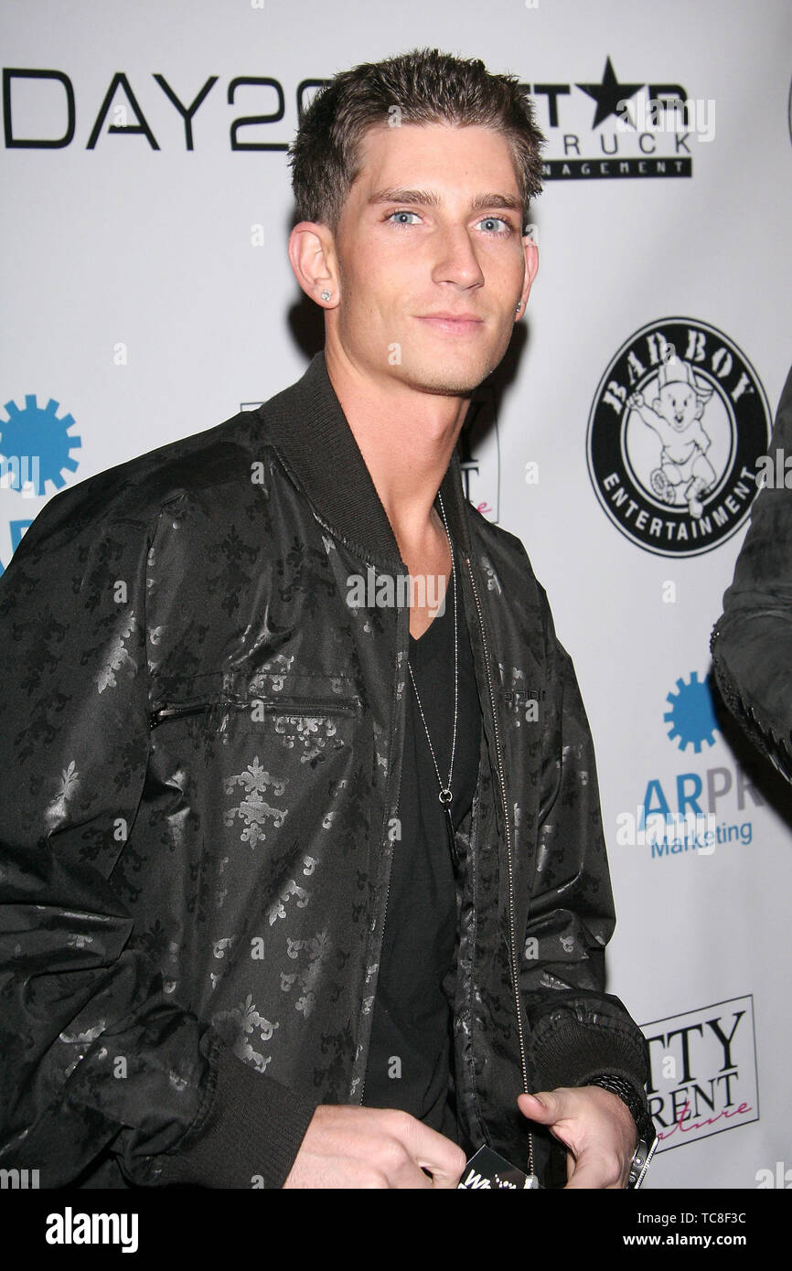 New York, USA. 24 March, 2008. Donnie at the Day 26 Album Release Party presented by Bad Boy Records & MTV at Room Service. Credit: Steve Mack/Alamy Stock Photo