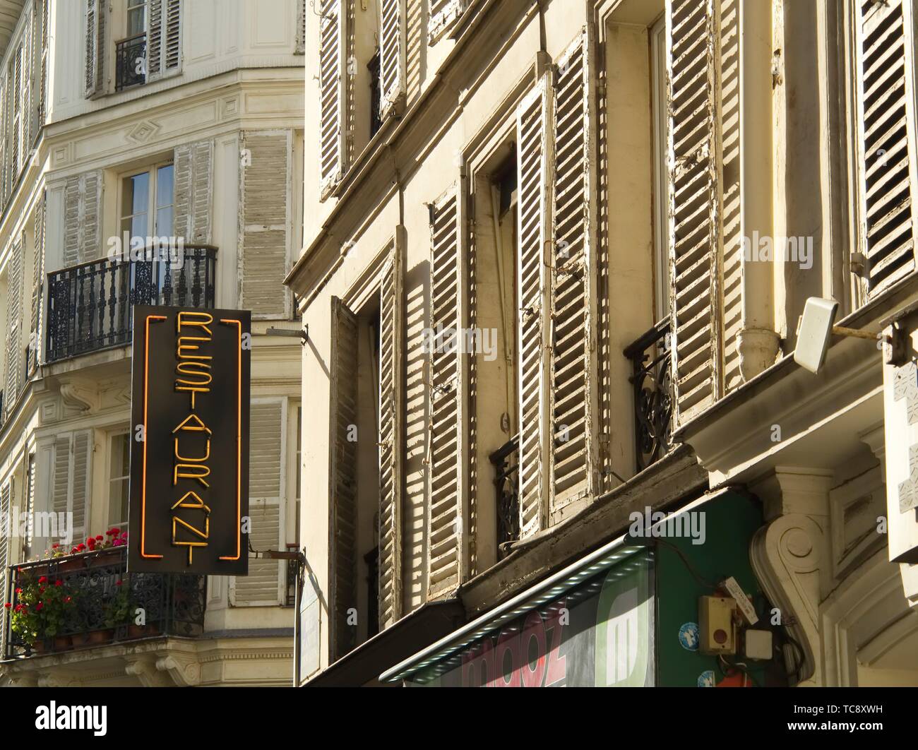 Rue St Andre Des Arts High Resolution Stock Photography and Images - Alamy