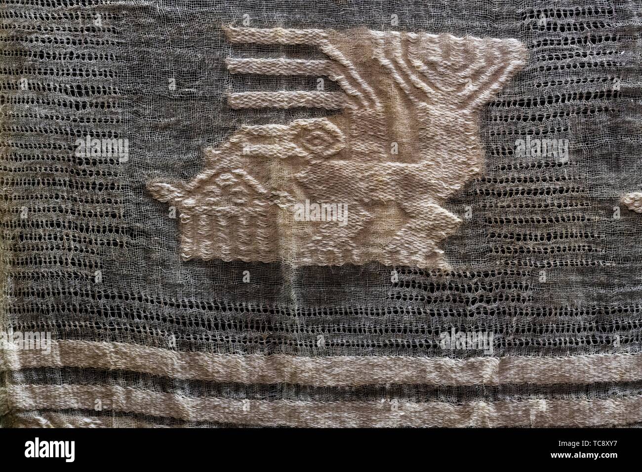 Peruvian pre-Columbian textile,Chimú culture (900 to 1470 AC). Amano museum, Lima, Peru. Stock Photo