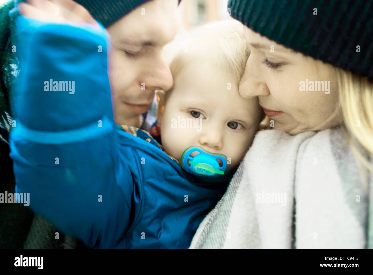 1 family group casual clothes hires stock photography and images Alamy