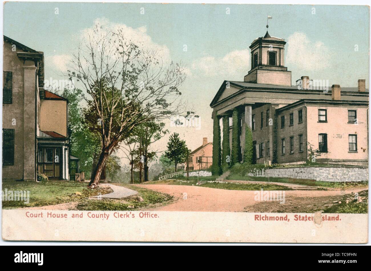 Court House and County Clerk'sOffice Richmond, Staten Island [very tiny tape mark on border]. Staten Island post cards Buildings (Municipal). Staten Stock Photo