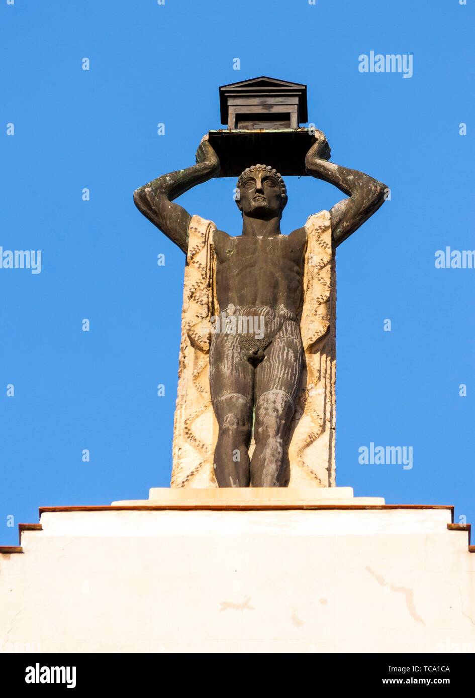 Estatua El romano de Victorio Macho. Calle Gran Vía. Madrid. España. Stock Photo