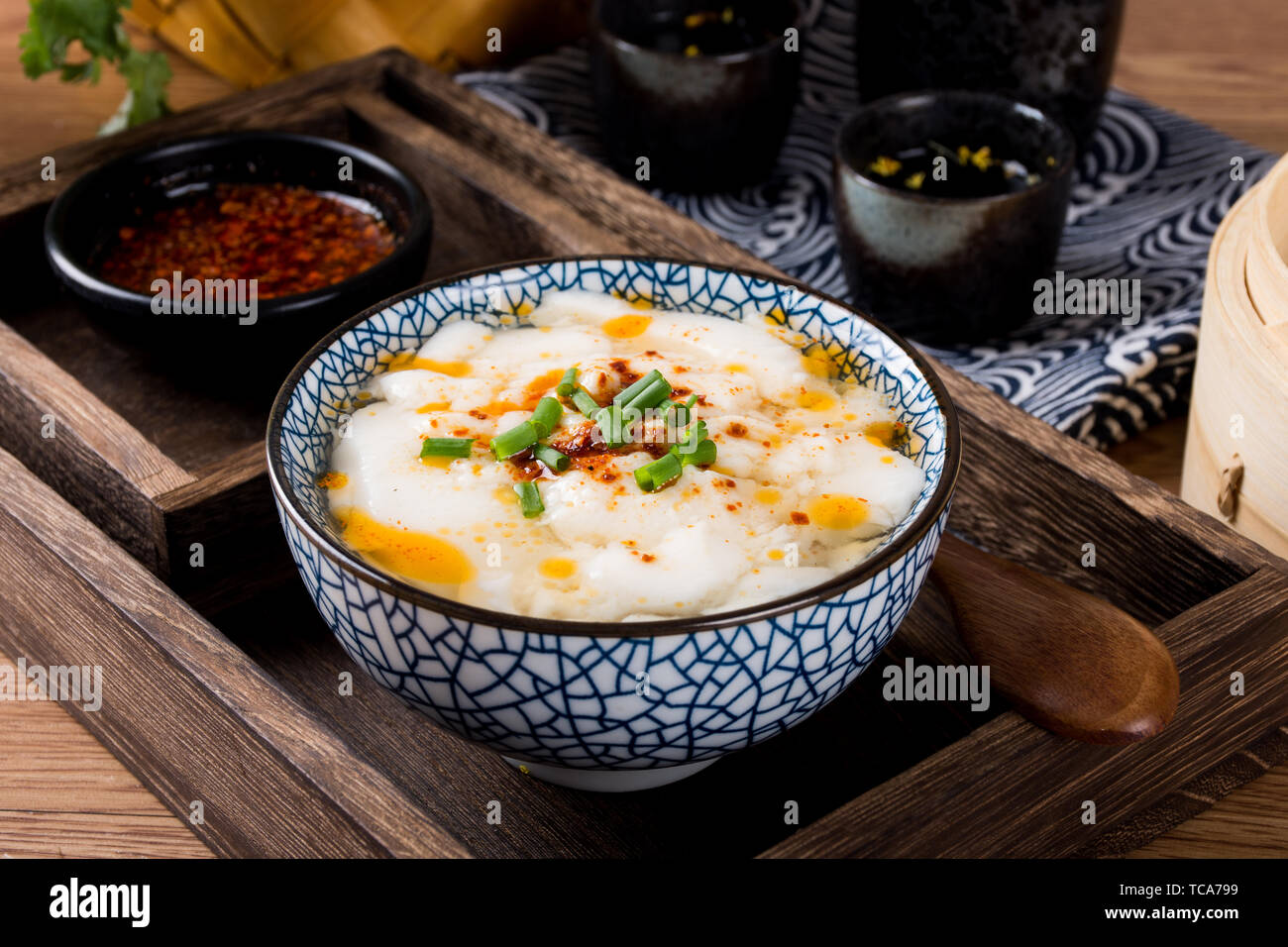 Tofu brain famous traditional snacks, also known as tofu flowers, bean