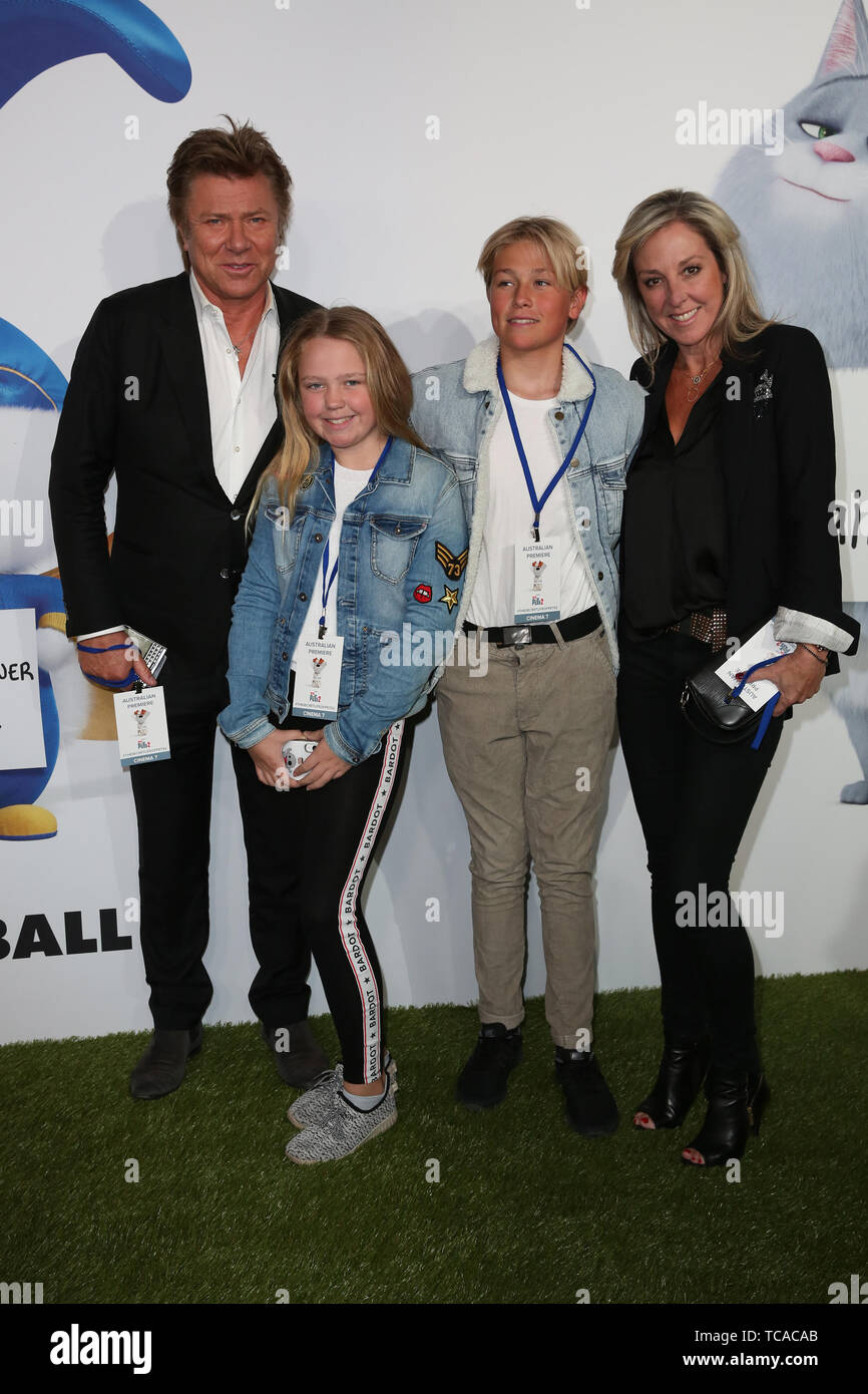 Wilkins family hi-res stock photography and images - Alamy