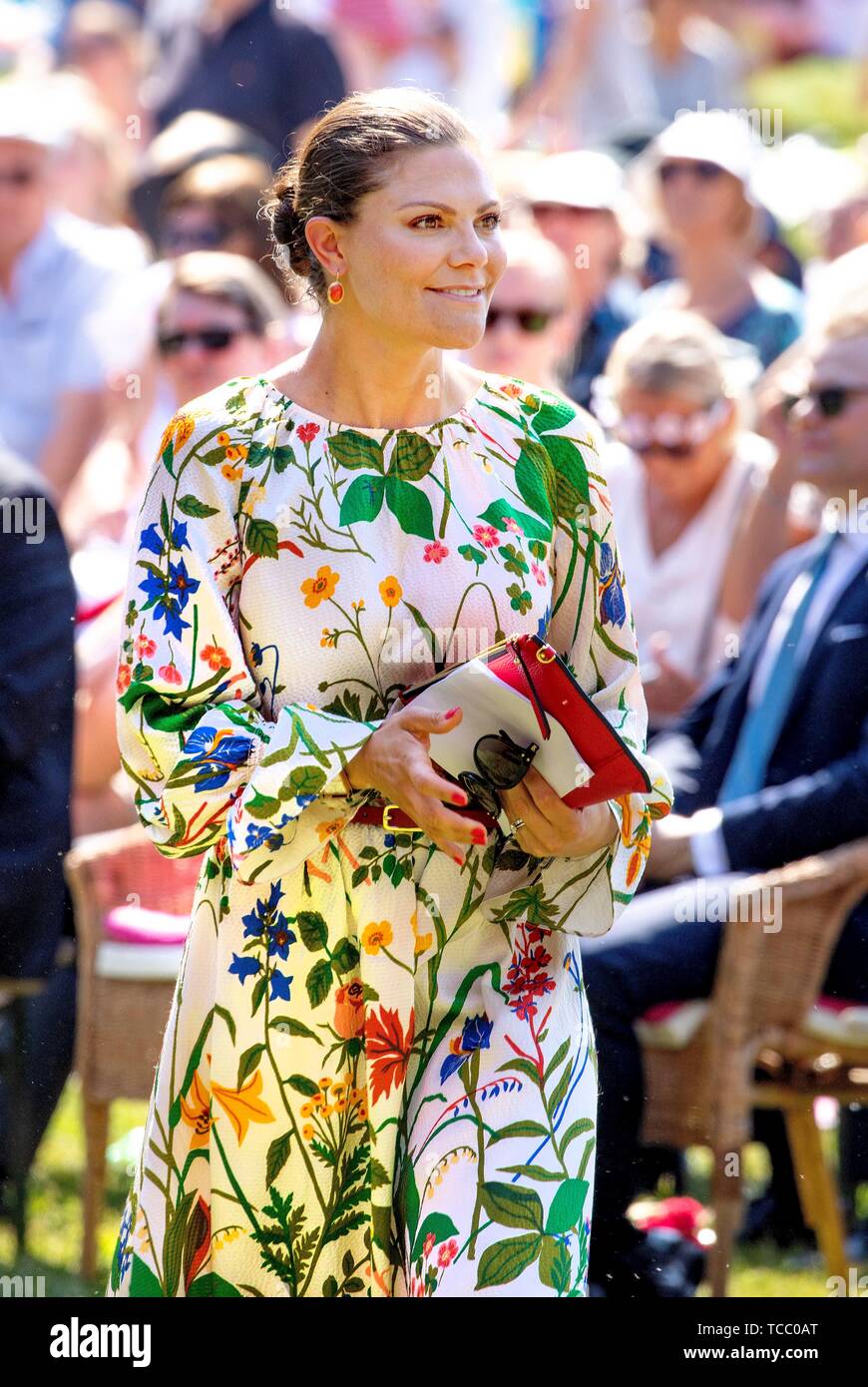 Solna, Sweden. 06th June, 2019. Crown Princess Victoria of Sweden at Hagaparken in Solna Municipality just north of Stockholm, on June 06, 2019, on the occasion of the National Day of Sweden Credit: Albert Nieboer/Netherlands OUT/Point De Vue OUT |/dpa/Alamy Live News Stock Photo