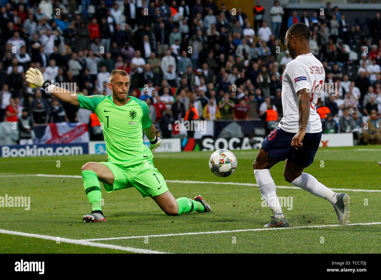 Guimaraes, Portugal. 06th June, 2019. Jasper Cillessen of Netherlands saves from Raheem Sterling of England during the UEFA Nations League Semi Final match between Netherlands and England at Estadio D. Afonso Henriques on June 6th 2019 in Guimaraes, Portugal. (Photo by Daniel Chesterton/phcimages.com) Credit: PHC Images/Alamy Live News Stock Photo