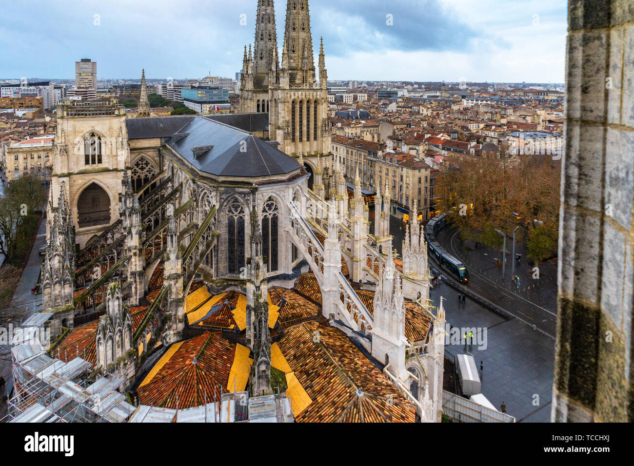 Cathedrale Saint Andre and Pey Berland Tower in Bordeaux, France Stock ...
