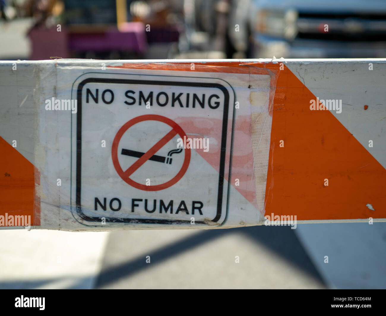 No fumar no smoking sign symbol sign on barricade Stock Photo