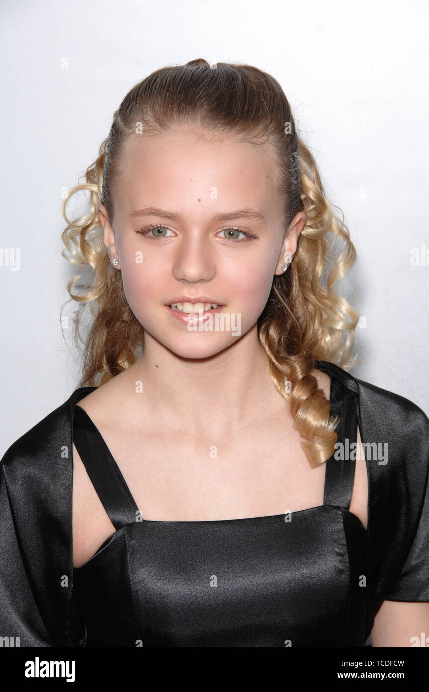 Courtney taylor hi res stock photography and images Alamy