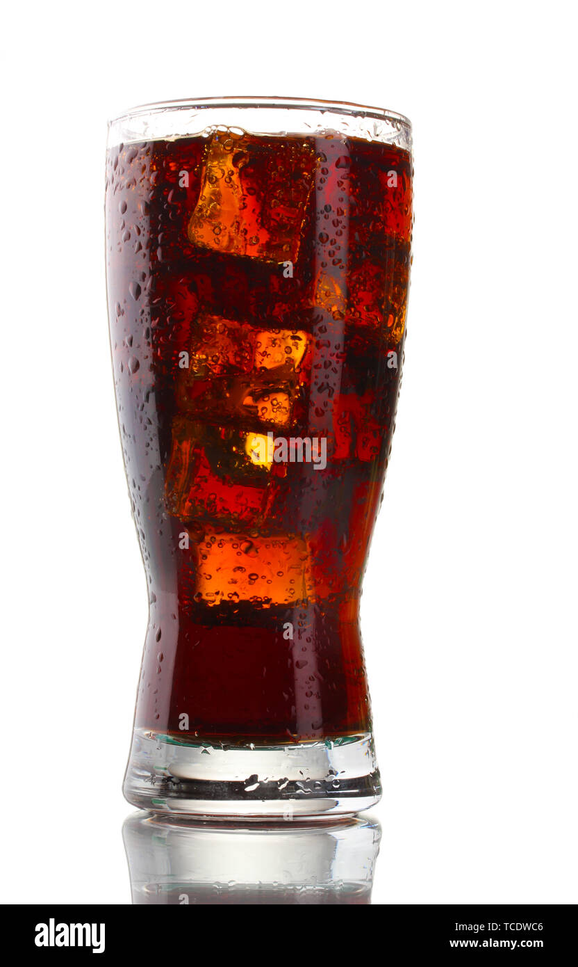 Glass of cola with ice isolated on white Stock Photo - Alamy