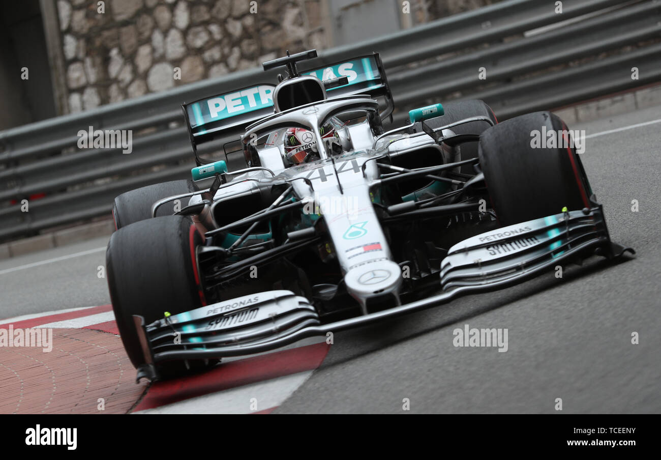 Lewis Hamilton Monaco F1 second practice technical issues Hamilton's Late Charge: A Ferrari One-Two Undone