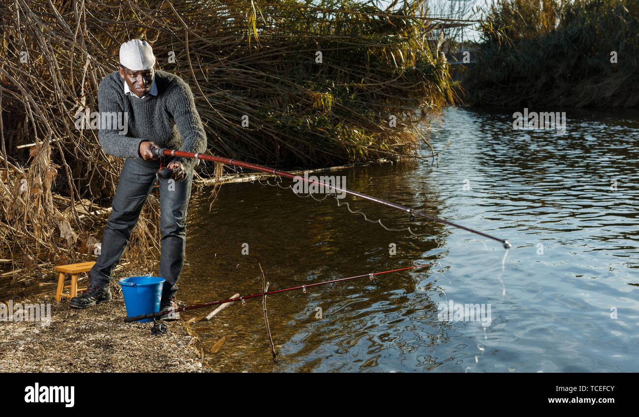 Bait bucket hi-res stock photography and images - Alamy