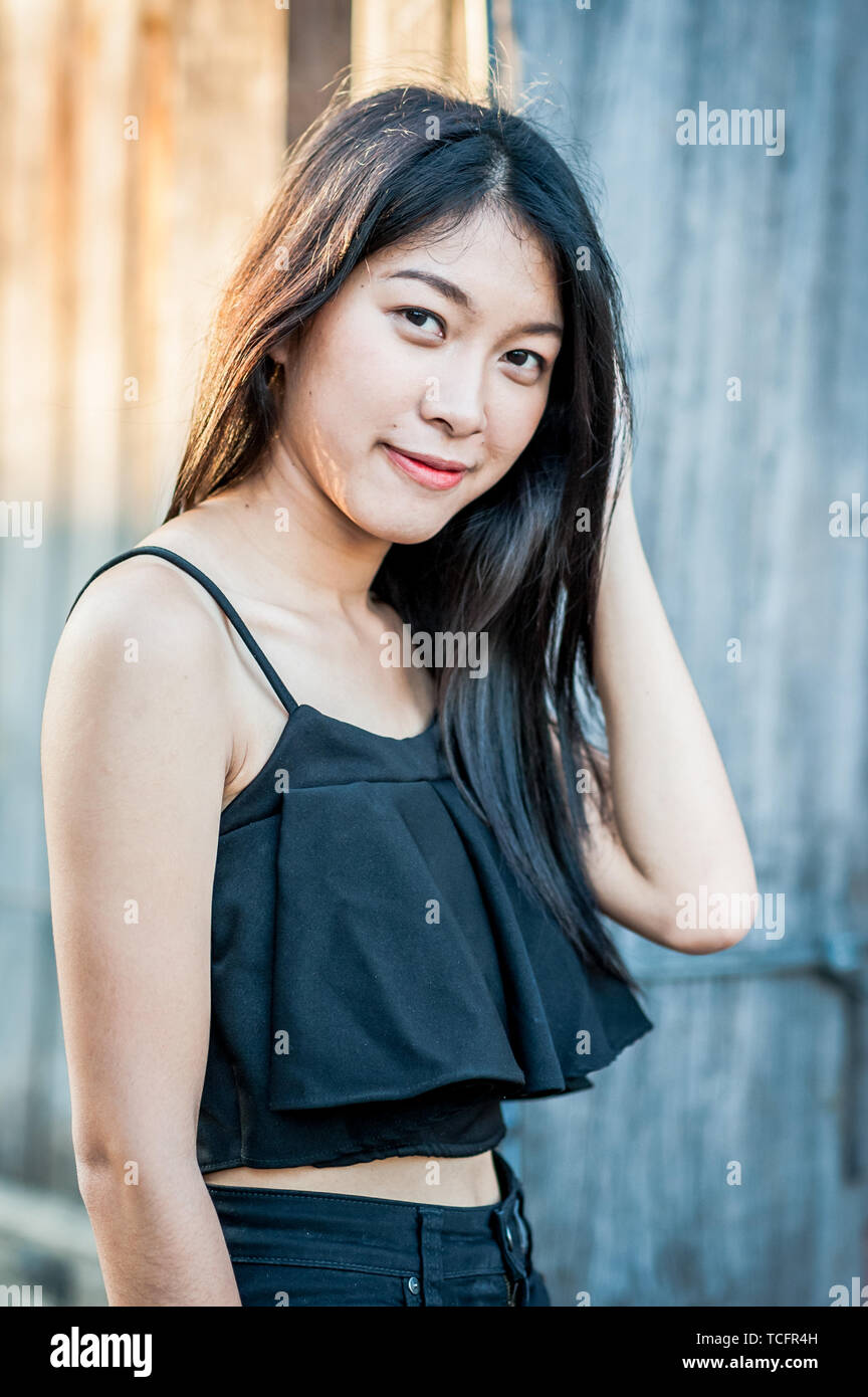 Thai girl model hi-res stock photography and images - Alamy