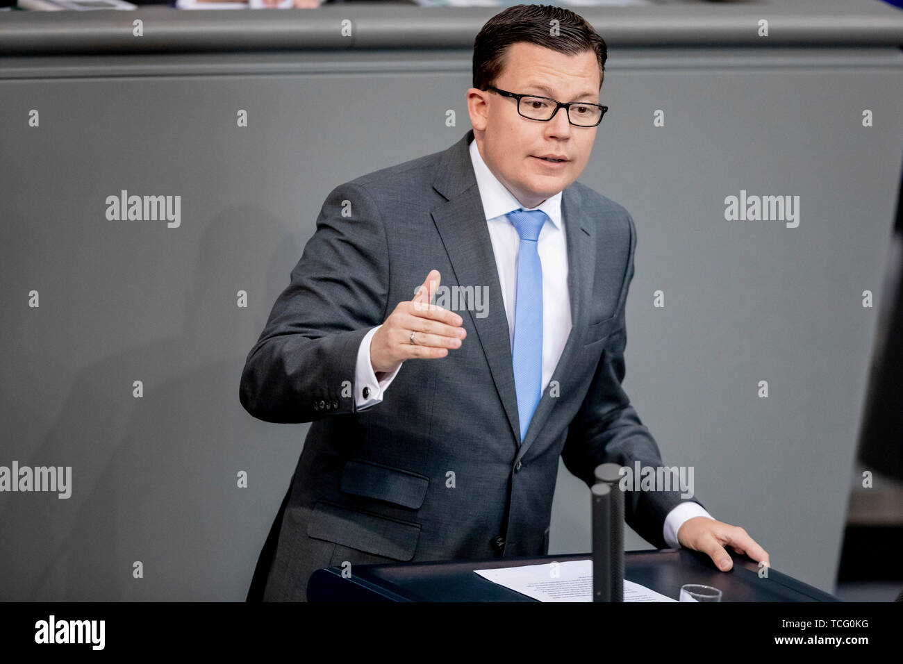 Berlin, Germany. 07th June, 2019. Torbjörn Kartes (CDU), member of the German Bundestag, speaks in the plenum of the Bundestag. The agenda includes votes on asylum and residence law, the Immigration of Experts Act and the Employment Promotion Act for Foreign Nationals. Credit: Christoph Soeder/dpa/Alamy Live News Stock Photo