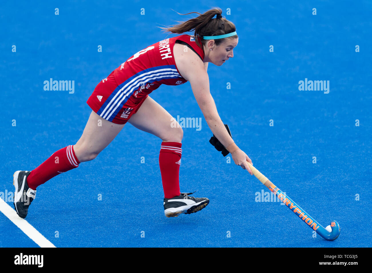 London, UK. 07th Jun, 2019. Laura Unsworth of East Grinstead (GBR) in action during FIH Pro League match between Great Britain vs Germany (Men) at Lea Valley Hockey and Tennis Centre on Friday, June 07, 2019 in  London England. (Editorial use only, license required for commercial use. No use in betting, games or a single club/league/player publications. Credit: Taka Wu/Alamy Live News Stock Photo