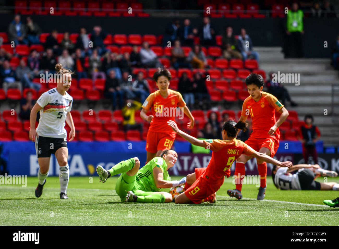 China Pr Goalkeeper High Resolution Stock Photography And Images Alamy