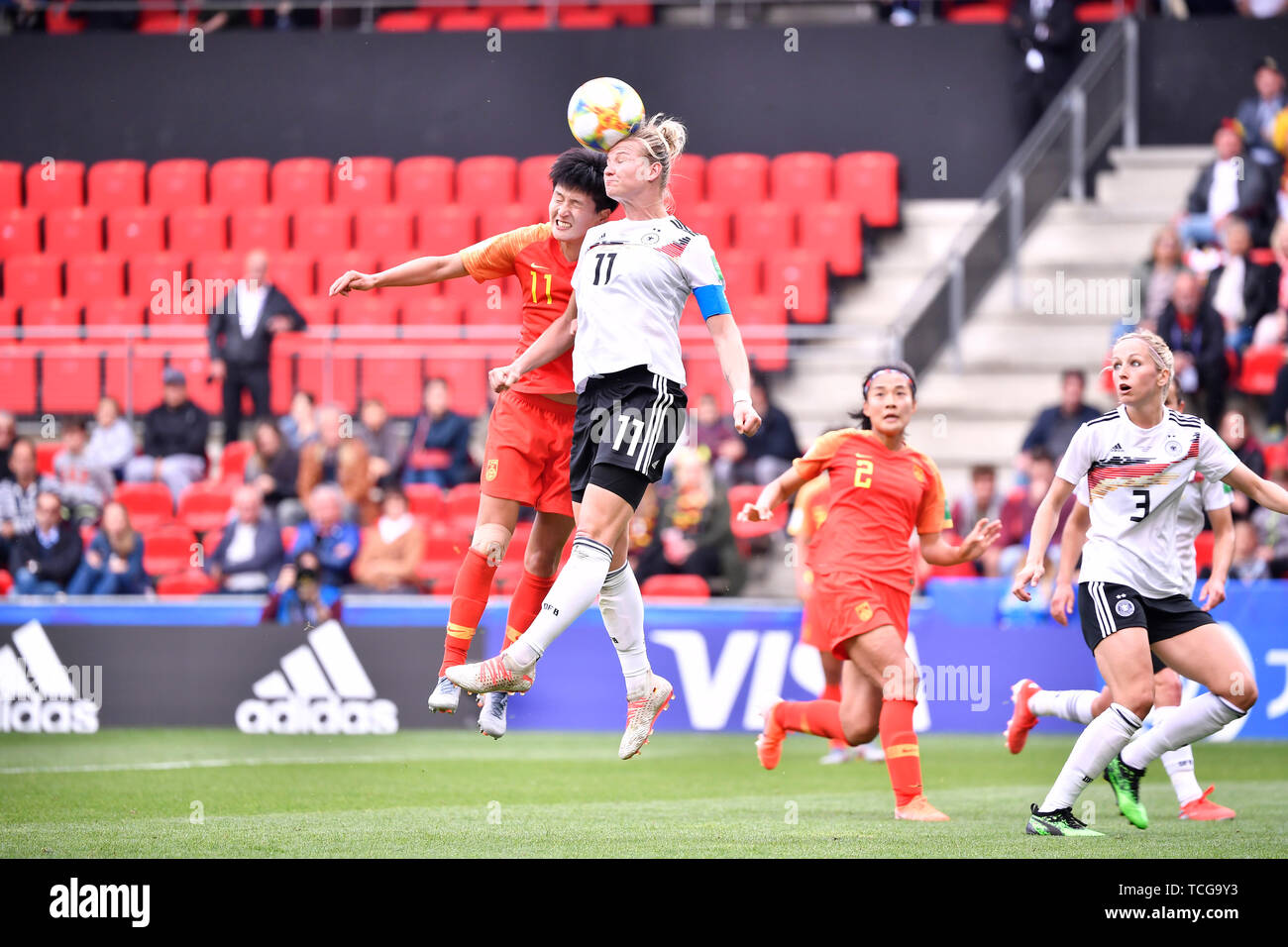 Rennes, France. 8th June, 2019. Alexandra Popp (R) of Germany competes during the group B match between Germany and China at the 2019 FIFA Women's World Cup in Rennes, France, June 8, 2019. Credit: Chen Yichen/Xinhua/Alamy Live News Stock Photo