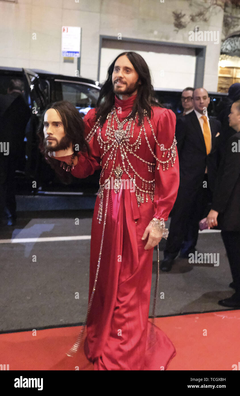 jared leto red dress Jared Leto (Dress) Cardboard Cutout Available in Life-Size or Mini   Perfect for Parties, Displays & Collectibles. Great for Photos, Gifts & Fun