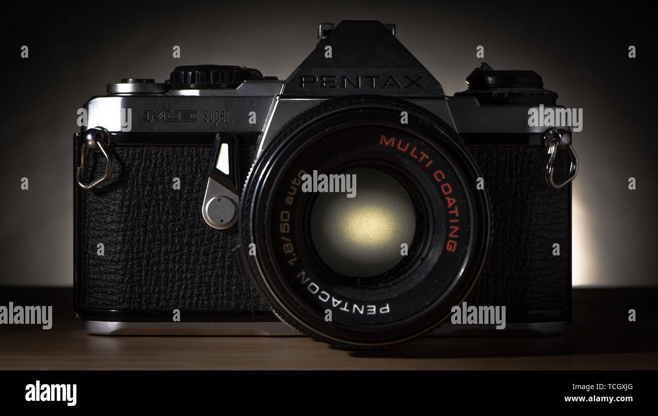 Pentax me super hires stock photography and images Alamy