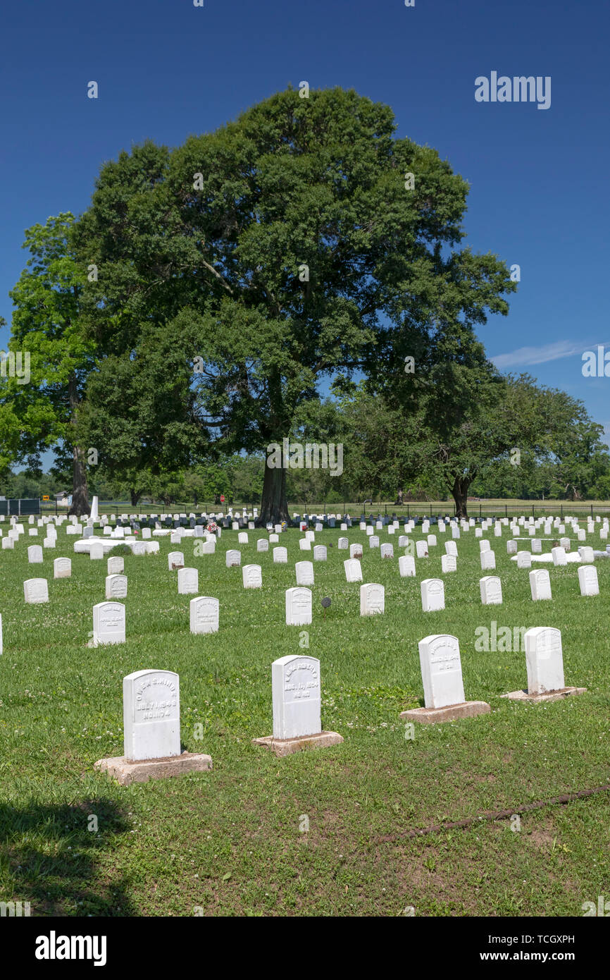 Carville, Louisiana - The cemetery at the National Hansen's Disease Museum. Once a facility where people with Hansen's Disease (leprosy) were quaranti Stock Photo