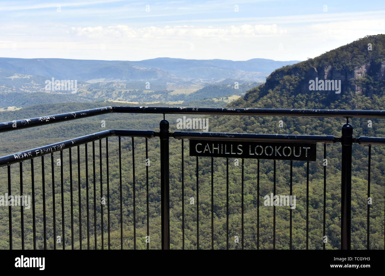 Katoomba, Australia - March 23, 2019. Scenic views of Megalong Valley from Cahill's lookout in Blue Mountains. Stock Photo