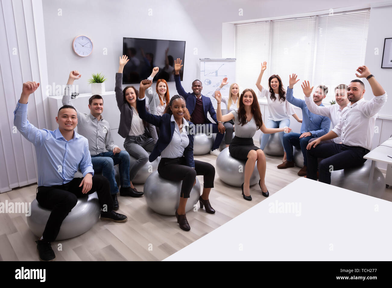 Group happy business people waving hi-res stock photography and images ...