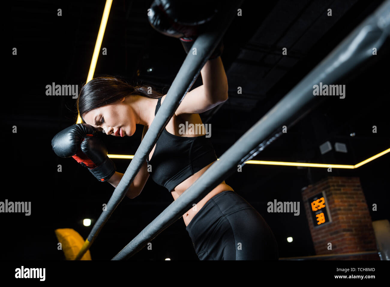 Exhausted sportswoman in boxing hi-res stock photography and images - Alamy
