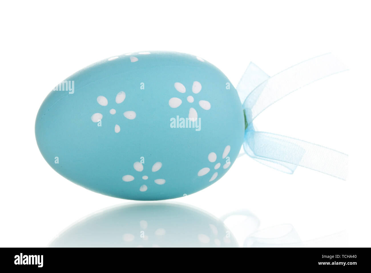 Easter egg isolated on white Stock Photo - Alamy