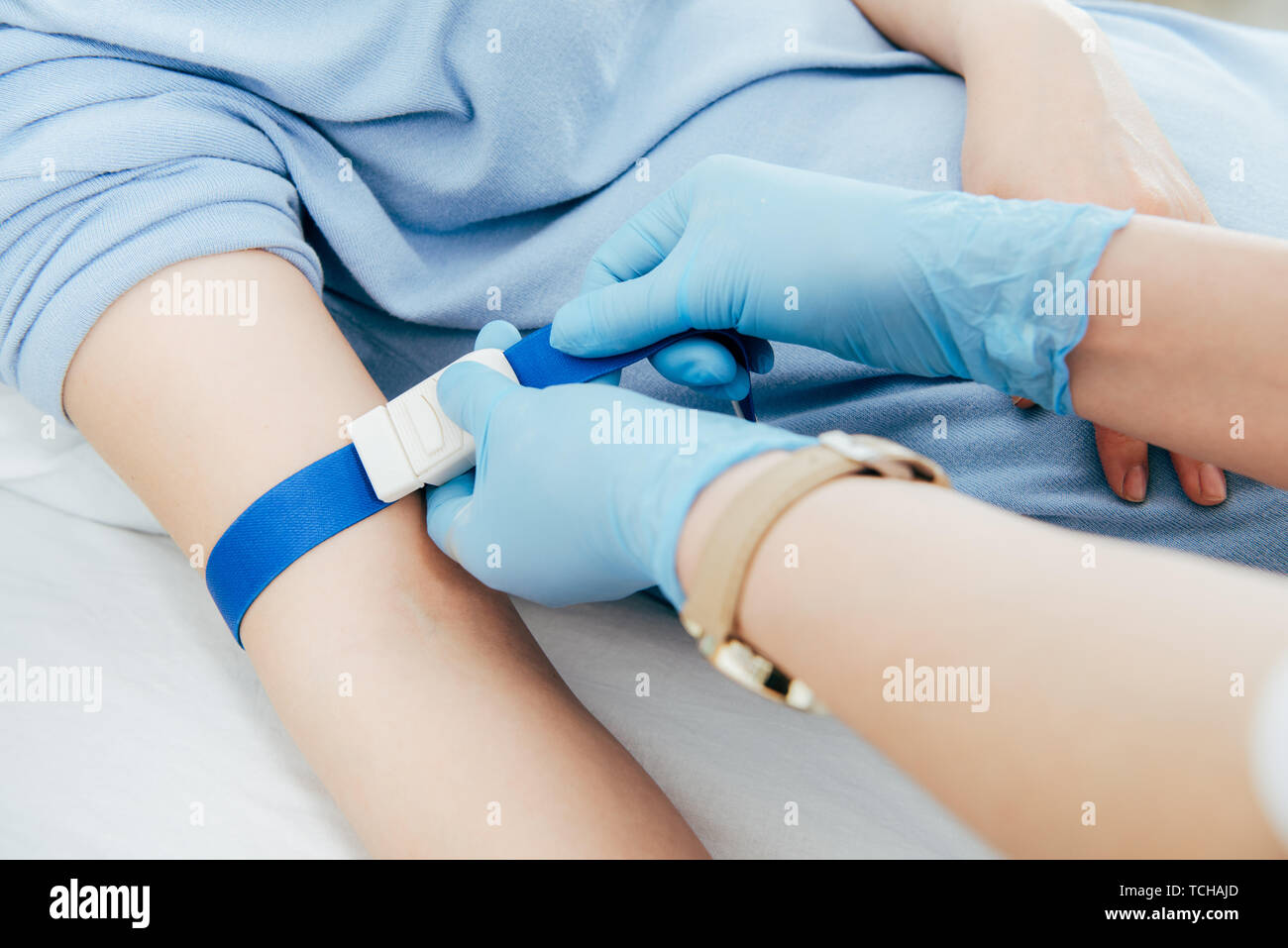 Tourniquet blood hires stock photography and images Alamy